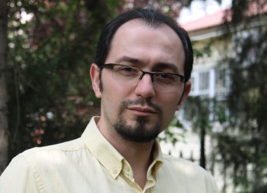 Behzad Naderalvojoud